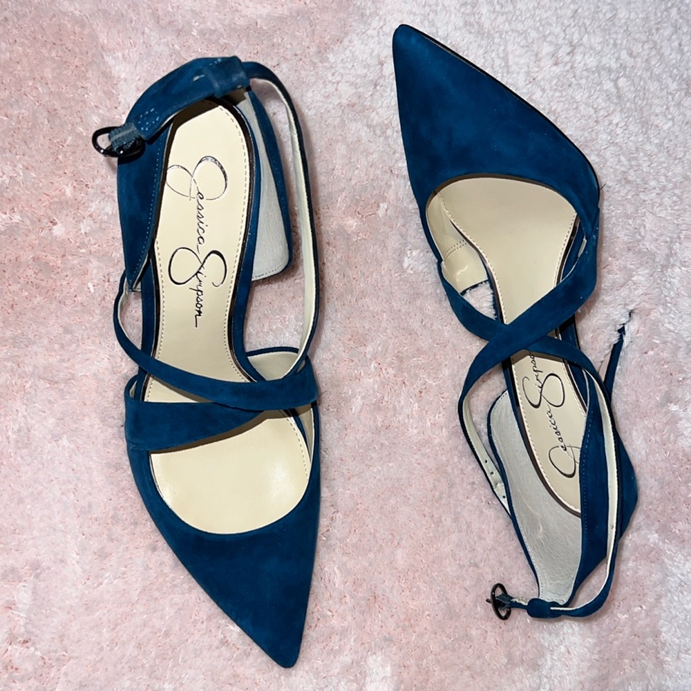 Jessica Simpson Heel size 9 1/2